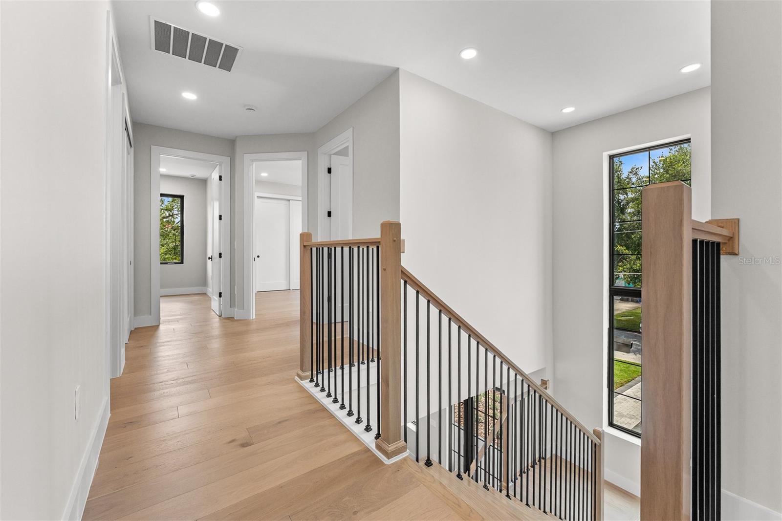 NORTH HAMPTON PARK - Residential