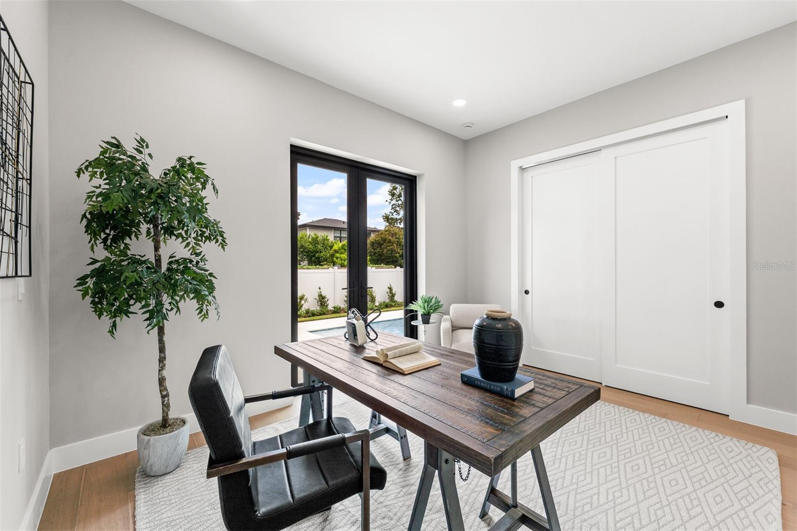 NORTH HAMPTON PARK - Residential