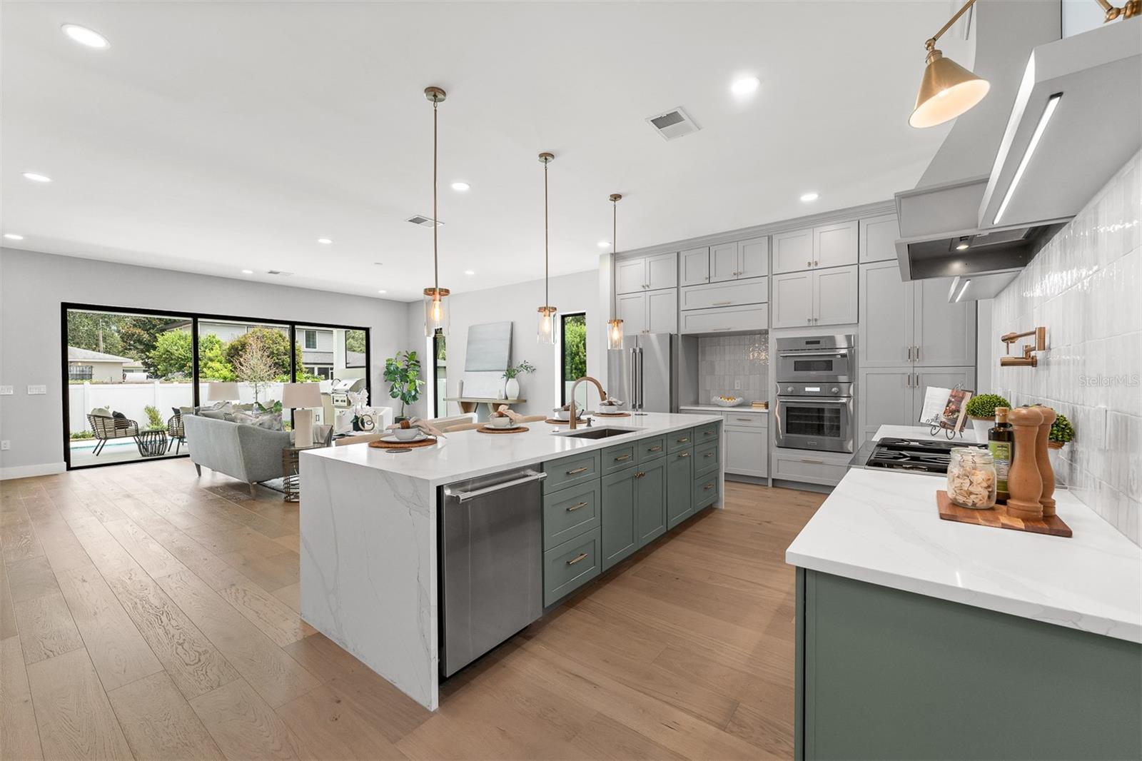 NORTH HAMPTON PARK - Residential