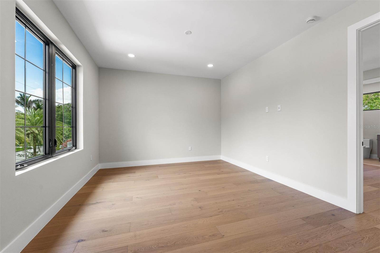 NORTH HAMPTON PARK - Residential