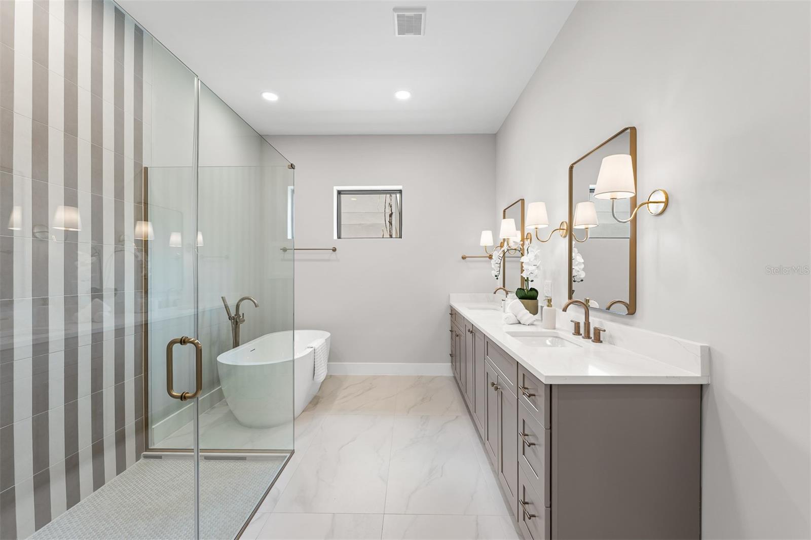 NORTH HAMPTON PARK - Residential