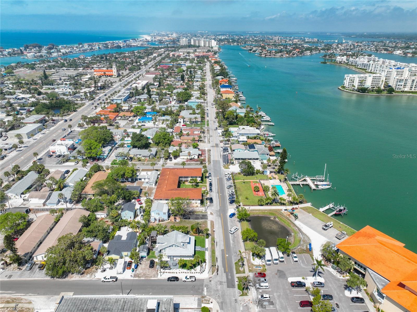 BAY ISLES CONDO - Residential