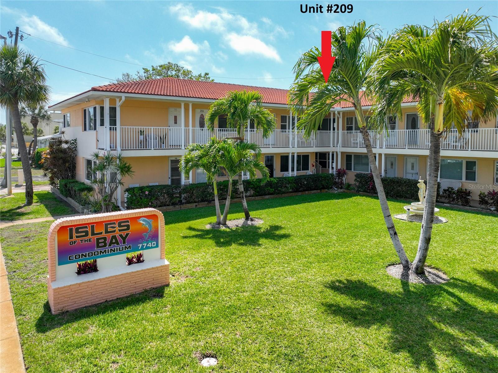 BAY ISLES CONDO - Residential