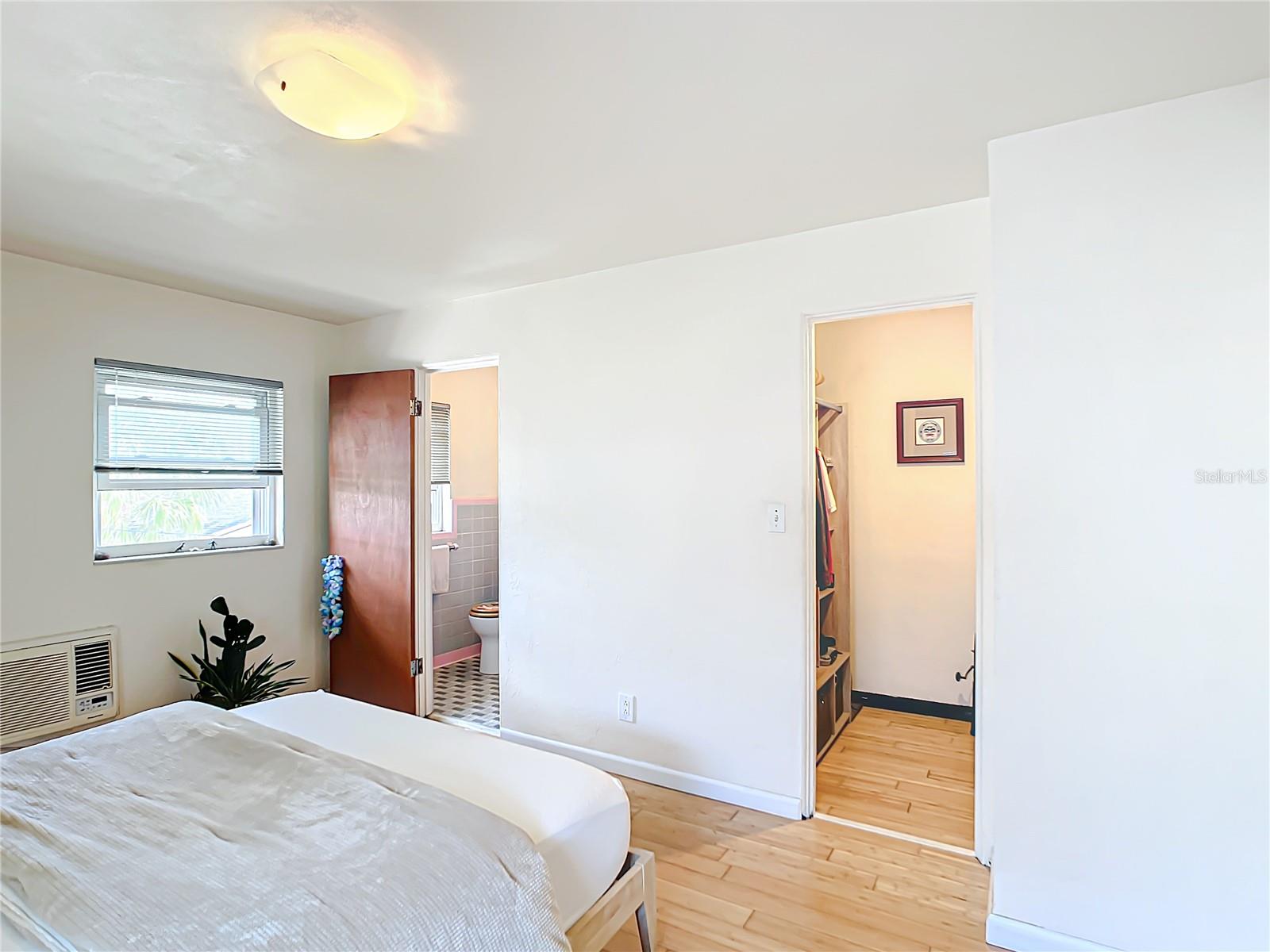 BAY ISLES CONDO - Residential