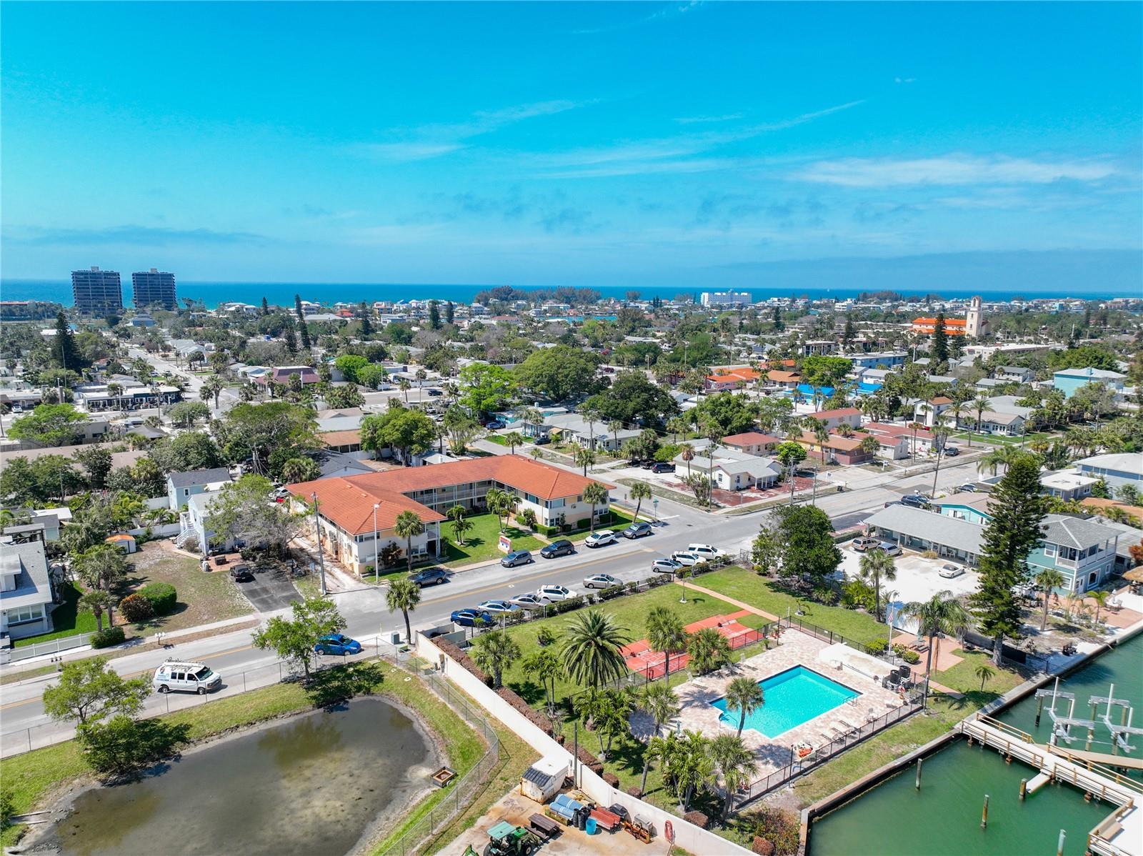 BAY ISLES CONDO - Residential