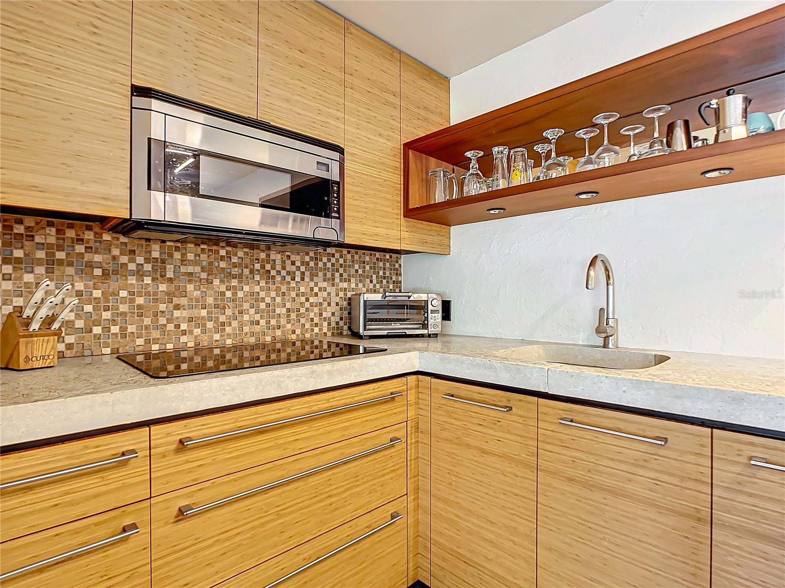 BAY ISLES CONDO - Residential