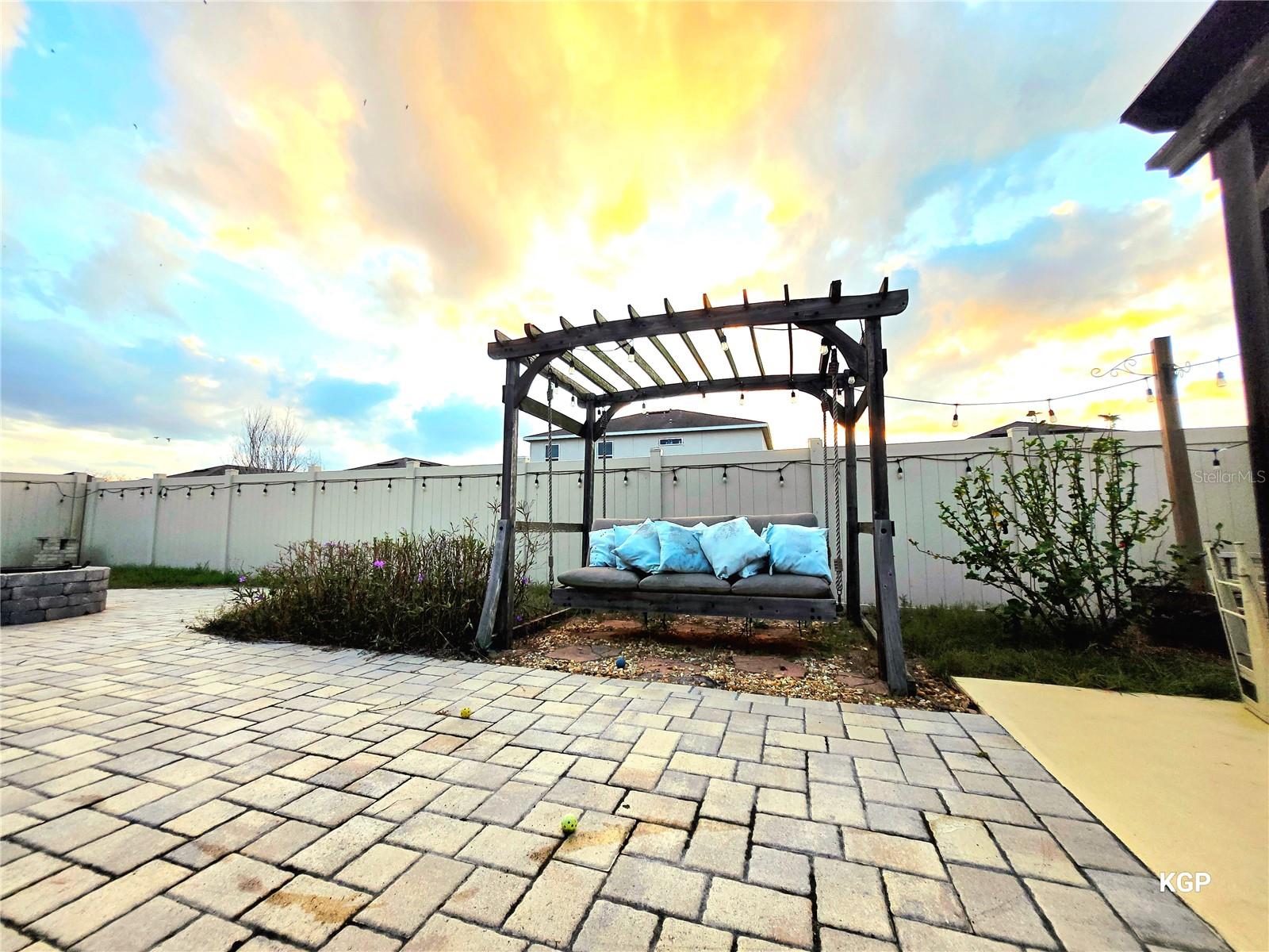 CARRIAGE POINTE SOUTH PH 2D3 - Residential