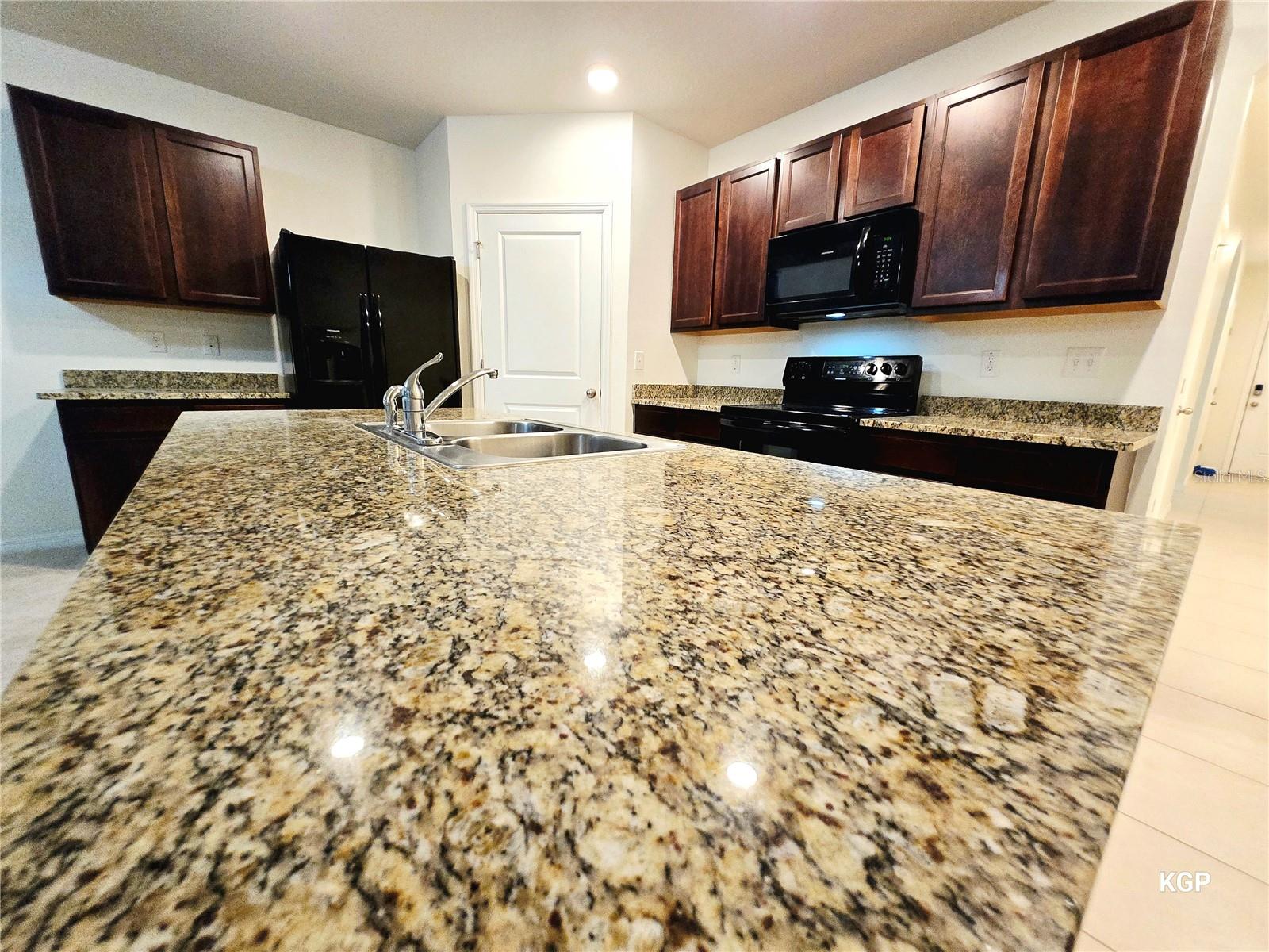 CARRIAGE POINTE SOUTH PH 2D3 - Residential