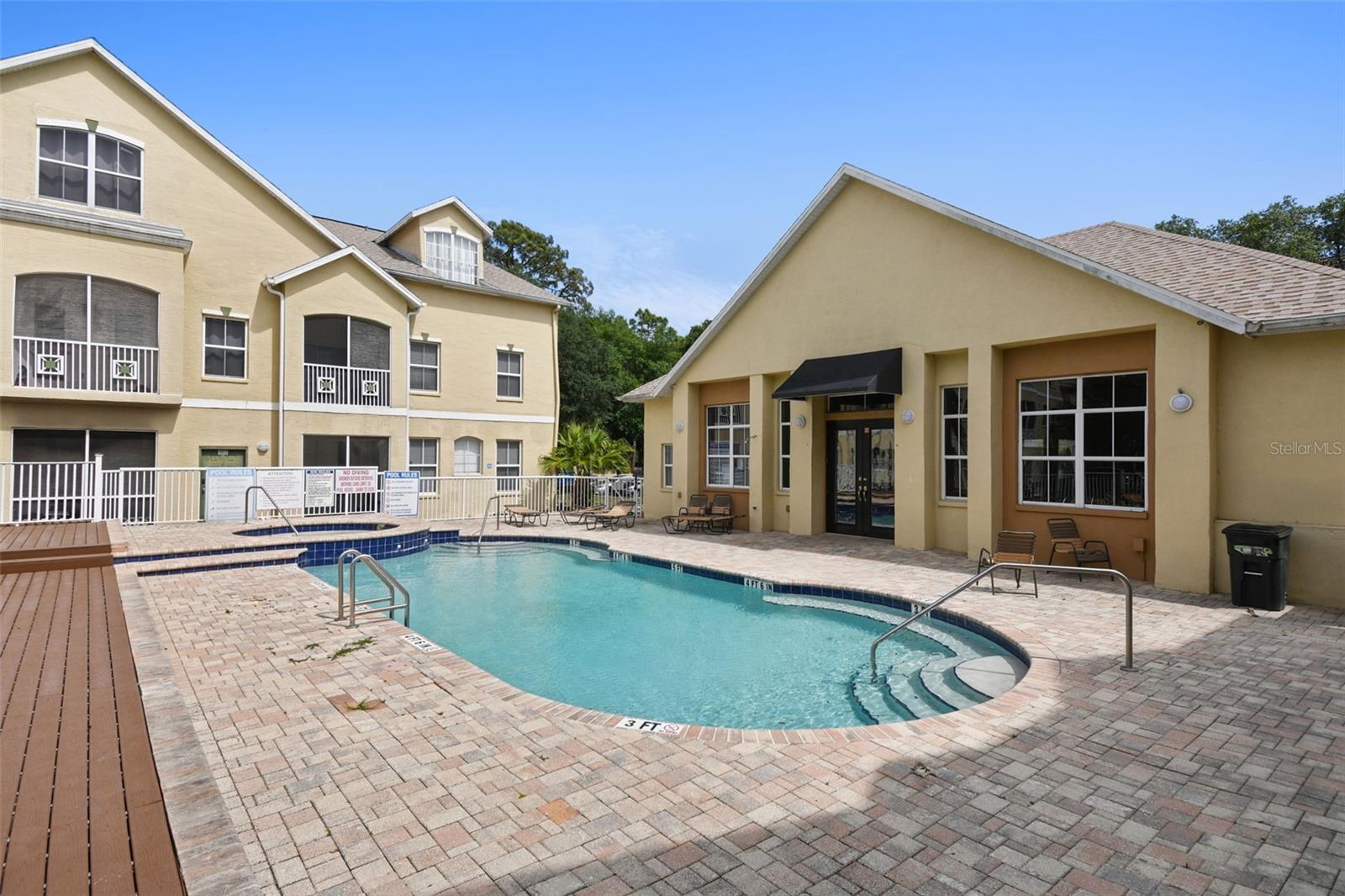 SUNRIDGE OF TAMPA BAY A CONDOM - Residential