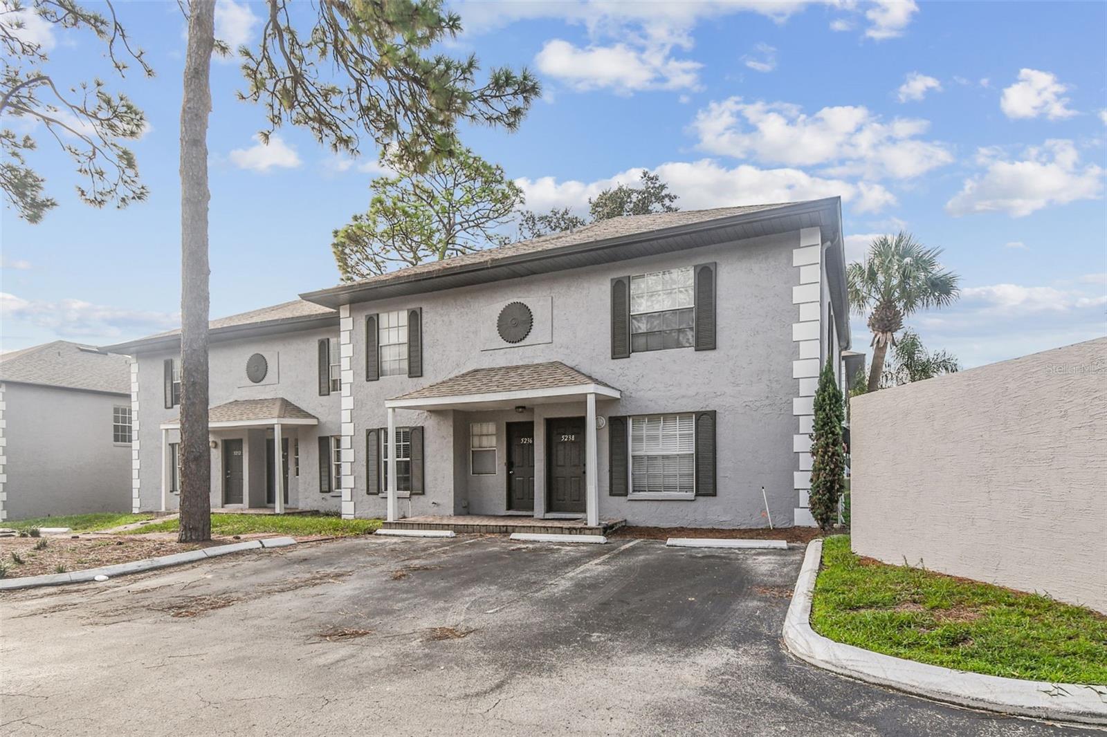 SUNRIDGE OF TAMPA BAY A CONDOM - Residential