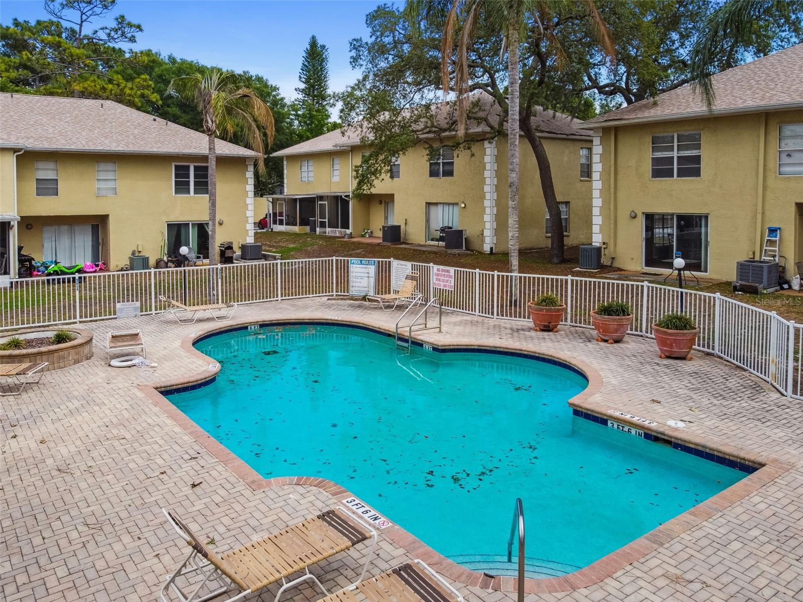 SUNRIDGE OF TAMPA BAY A CONDOM - Residential