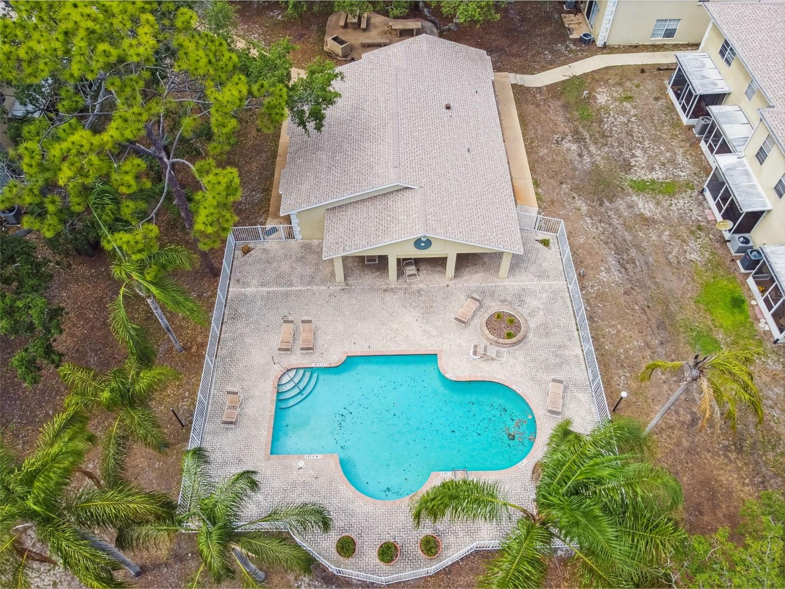 SUNRIDGE OF TAMPA BAY A CONDOM - Residential