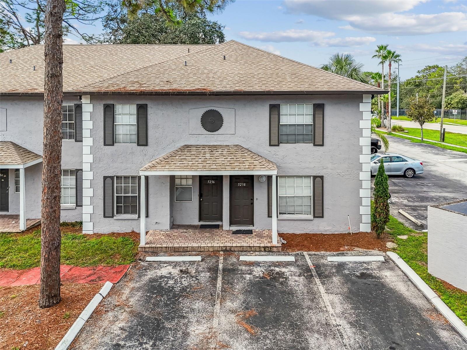 SUNRIDGE OF TAMPA BAY A CONDOM - Residential