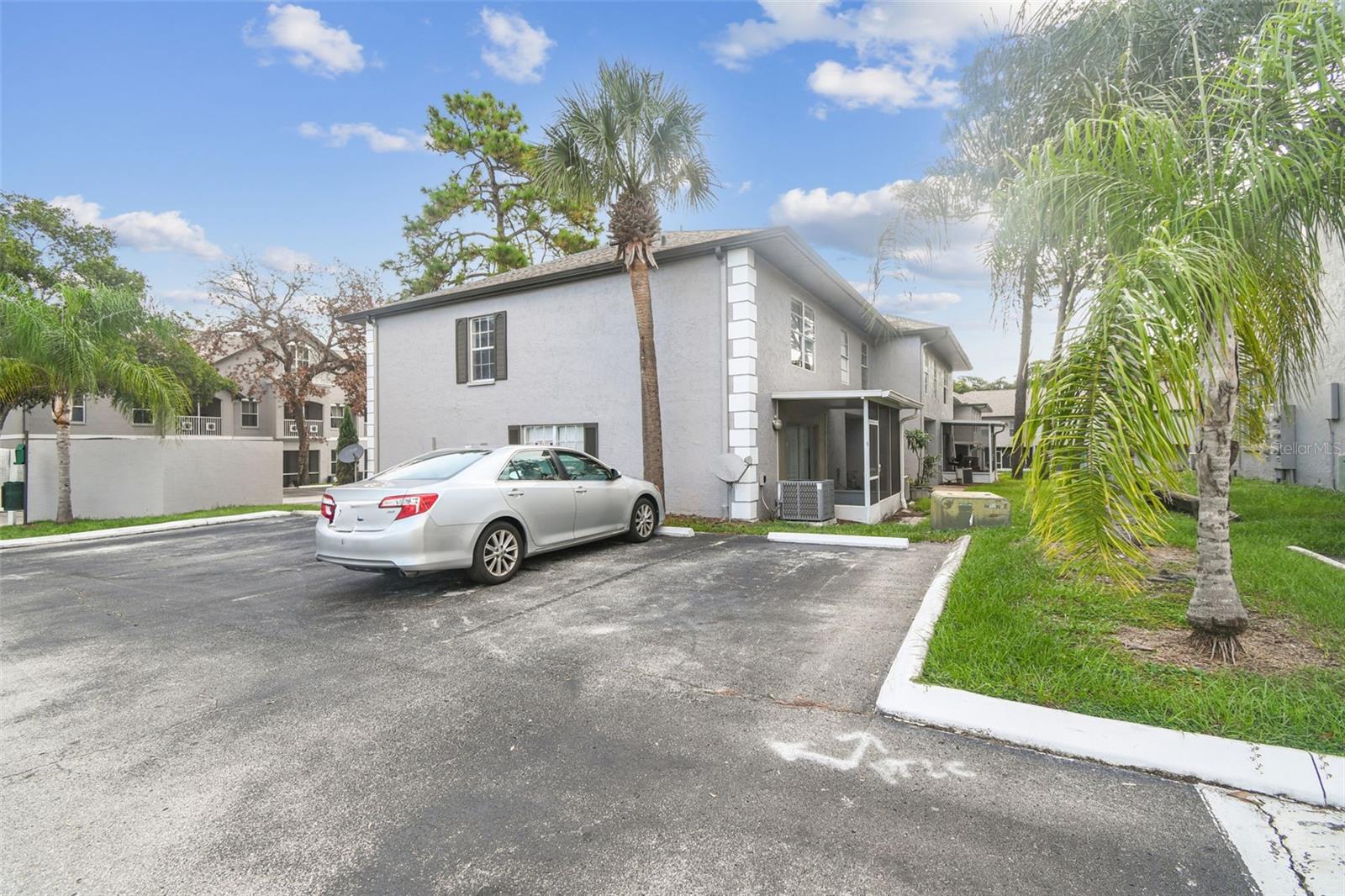 SUNRIDGE OF TAMPA BAY A CONDOM - Residential