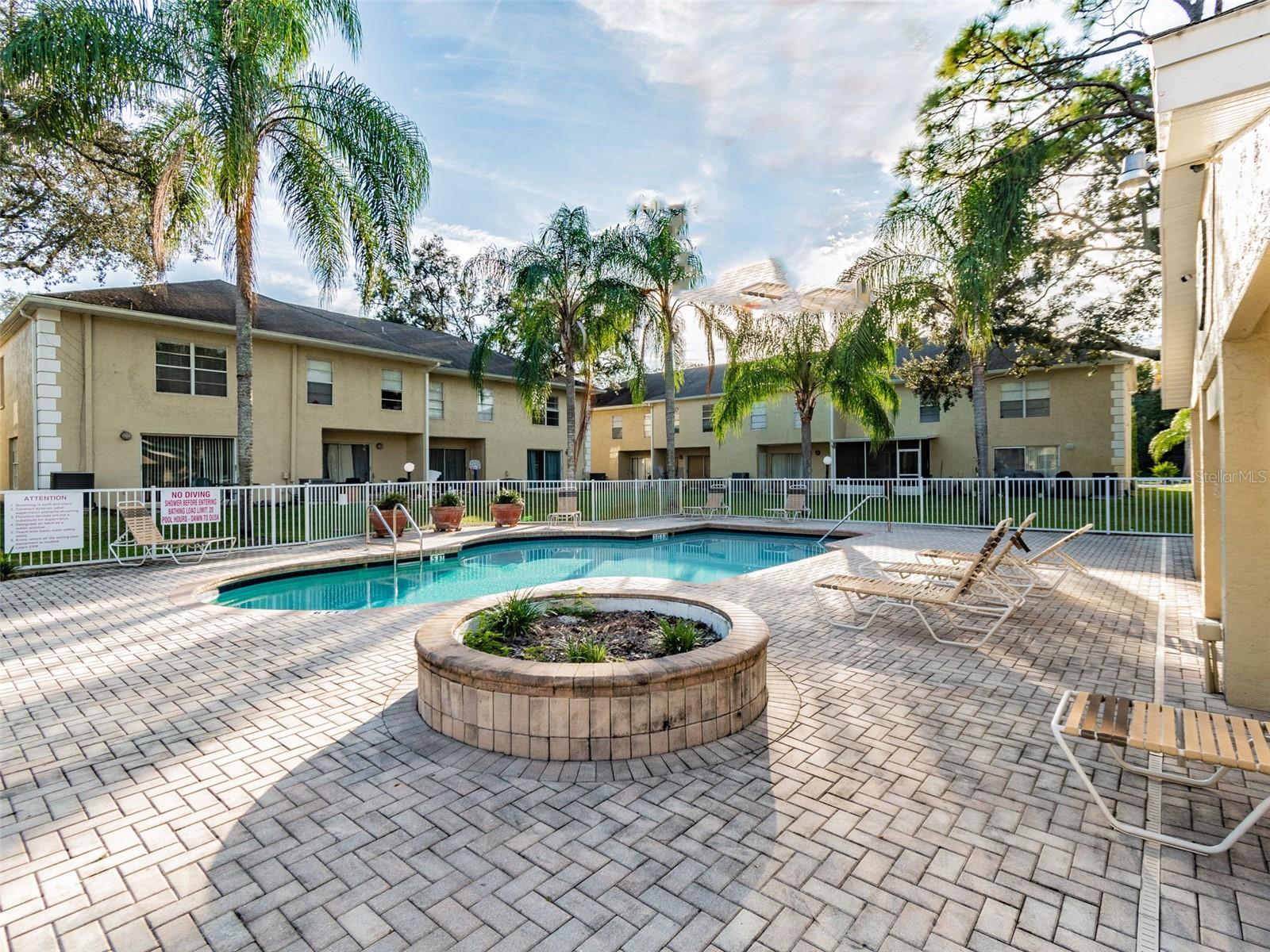 SUNRIDGE OF TAMPA BAY A CONDOM - Residential