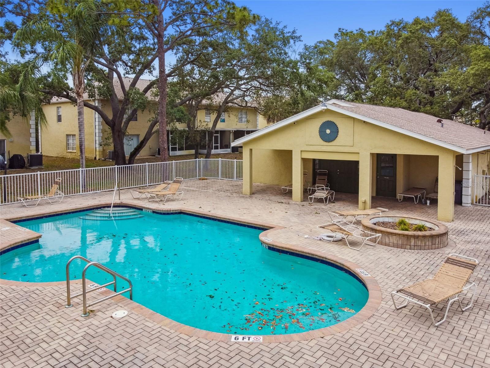 SUNRIDGE OF TAMPA BAY A CONDOM - Residential