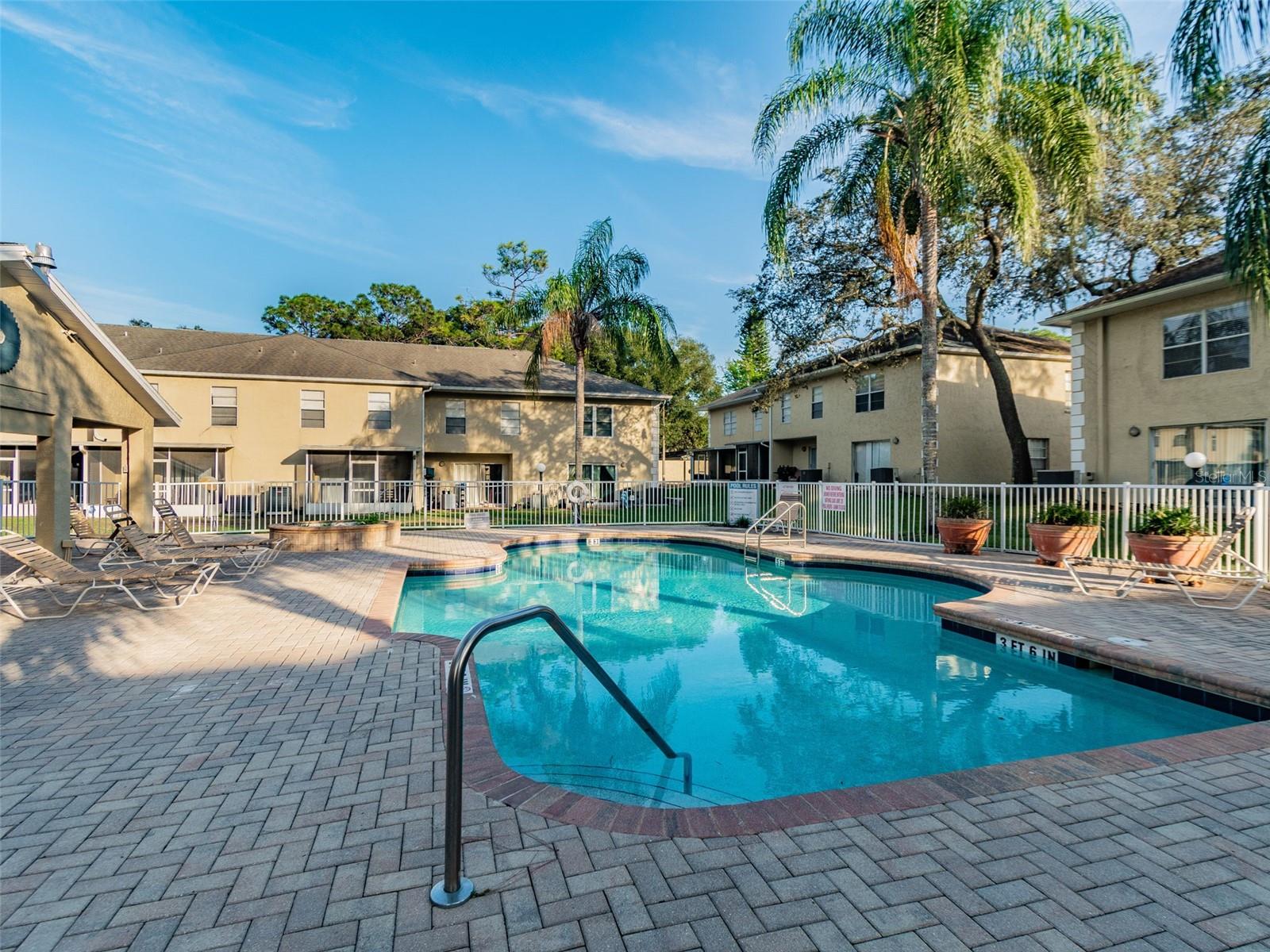 SUNRIDGE OF TAMPA BAY A CONDOM - Residential
