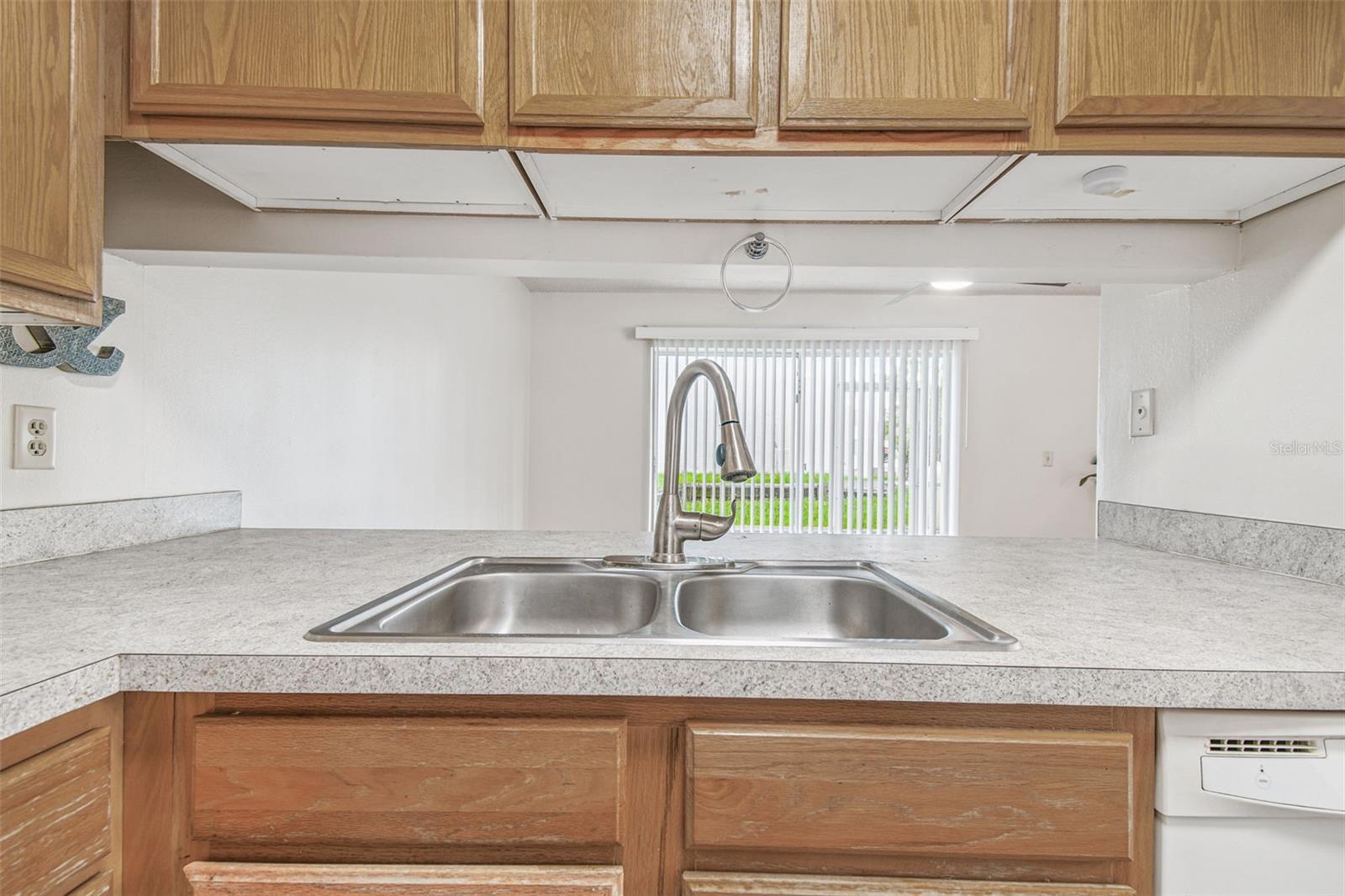SUNRIDGE OF TAMPA BAY A CONDOM - Residential