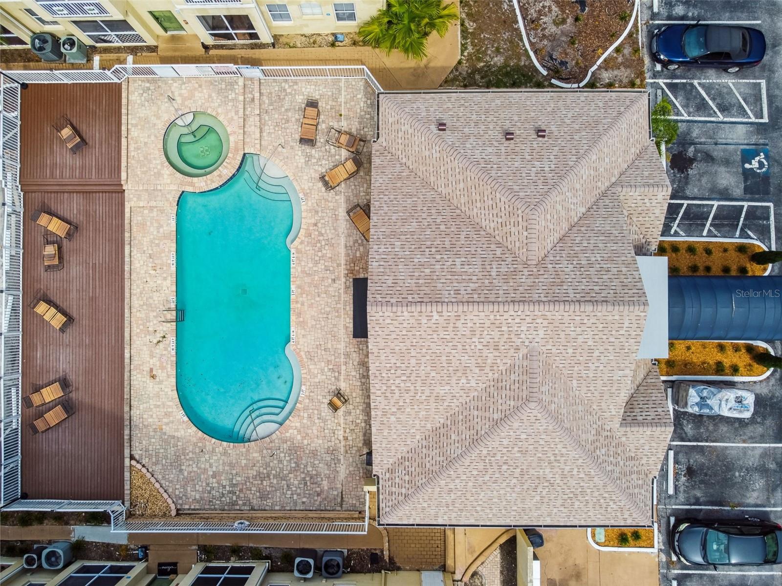 SUNRIDGE OF TAMPA BAY A CONDOM - Residential