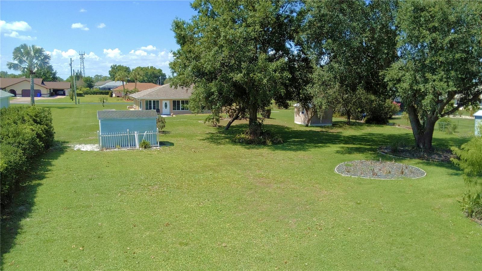 GOLF HAMMOCK - Residential