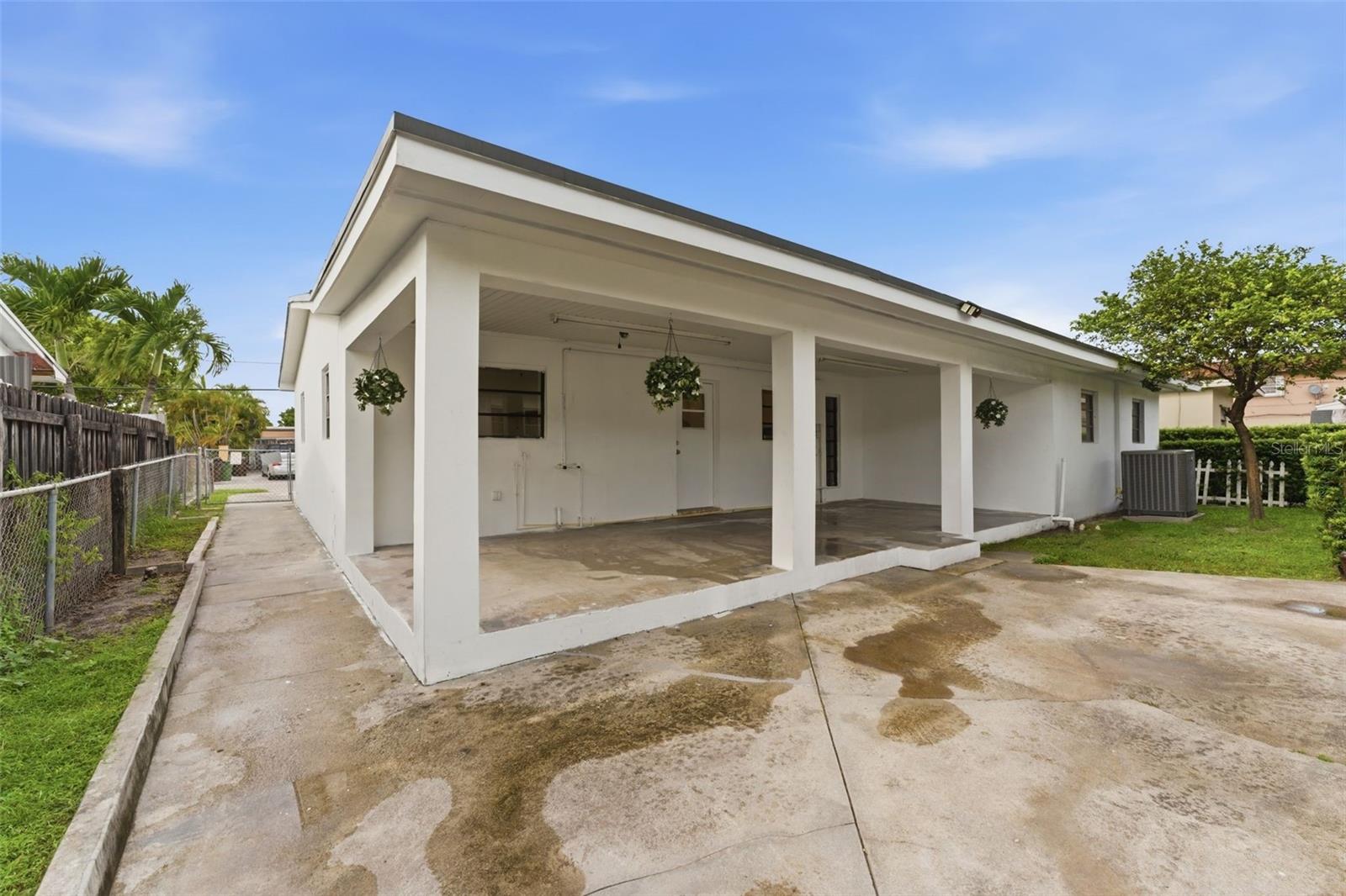 REJOSA HEIGHTS - Residential Income