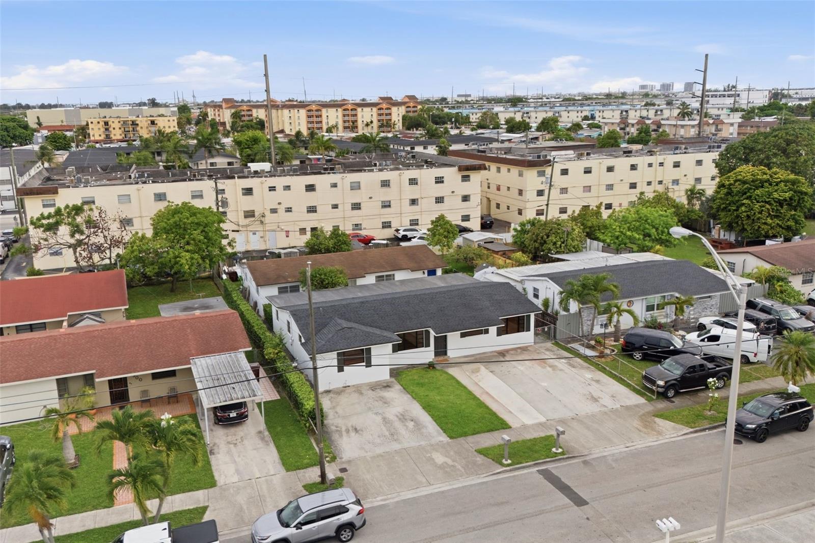 REJOSA HEIGHTS - Residential Income