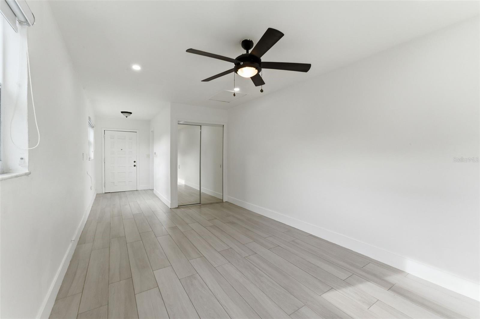 REJOSA HEIGHTS - Residential Income