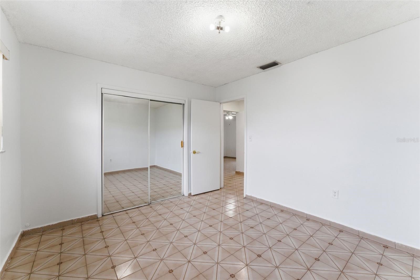 REJOSA HEIGHTS - Residential Income