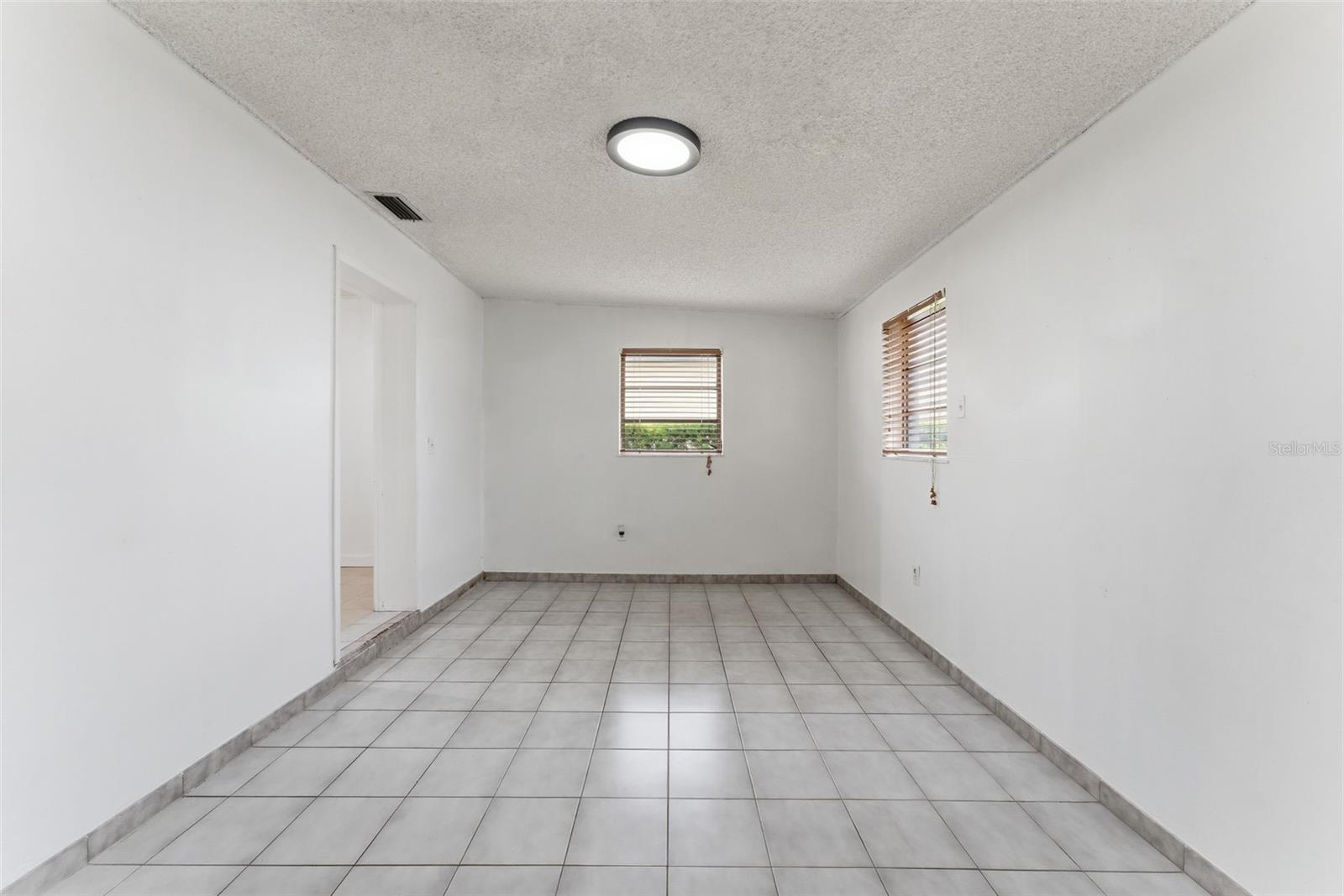 REJOSA HEIGHTS - Residential Income