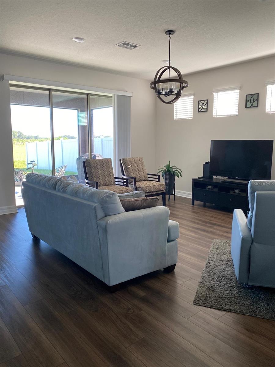 SOUTH FORK TR R PH 1 - Residential Lease