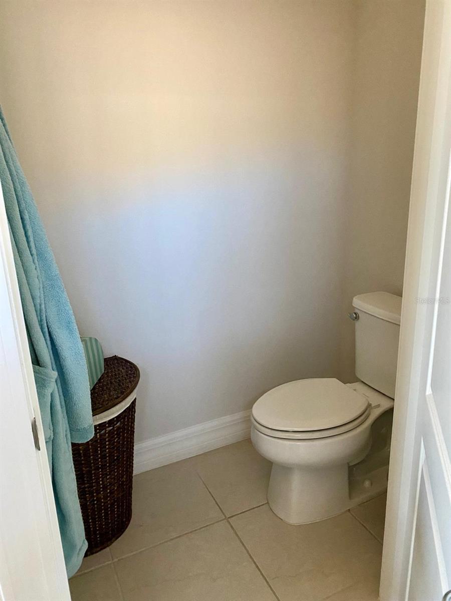 SOUTH FORK TR R PH 1 - Residential Lease
