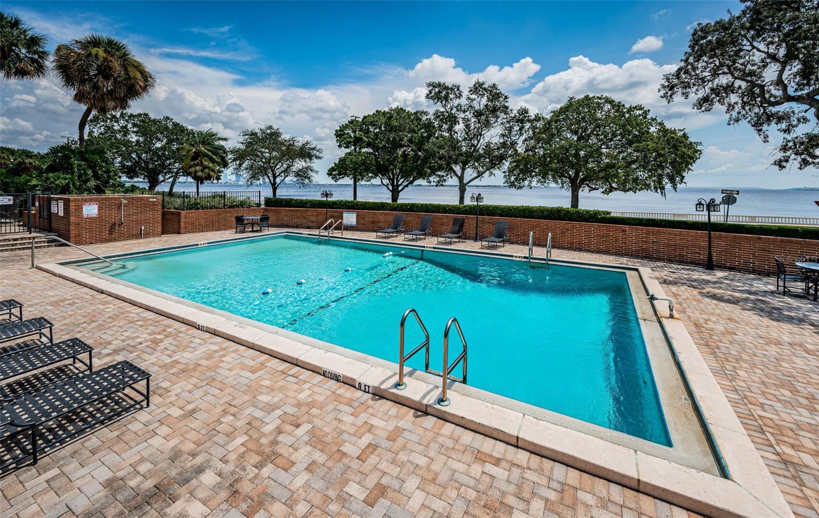 BAYSHORE TOWERS A CONDO - Residential