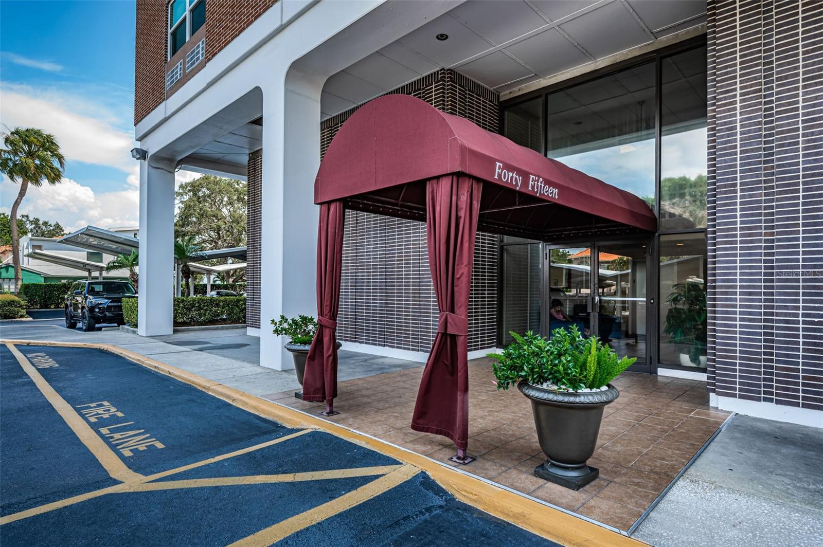 BAYSHORE TOWERS A CONDO - Residential
