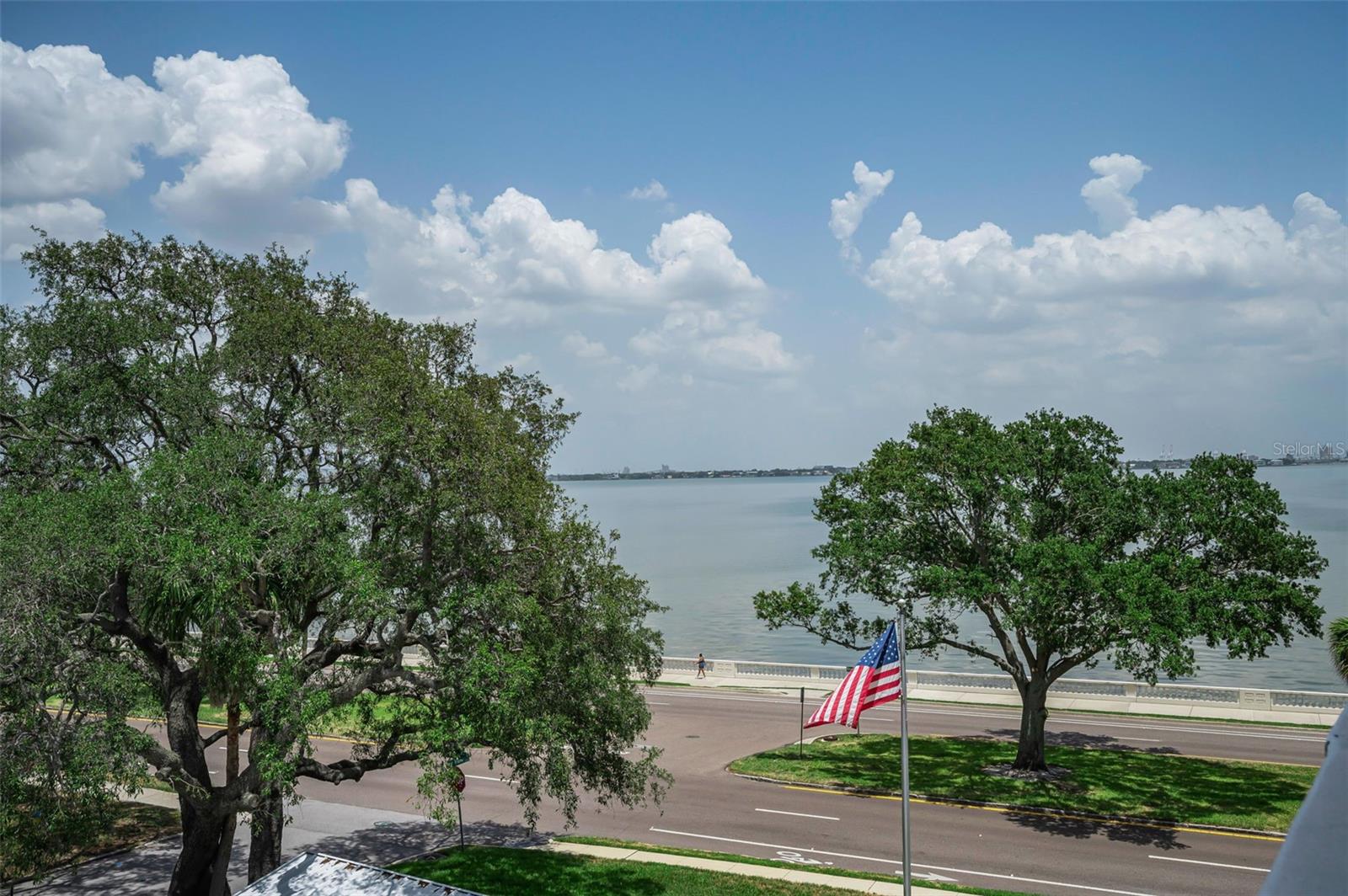 BAYSHORE TOWERS A CONDO - Residential