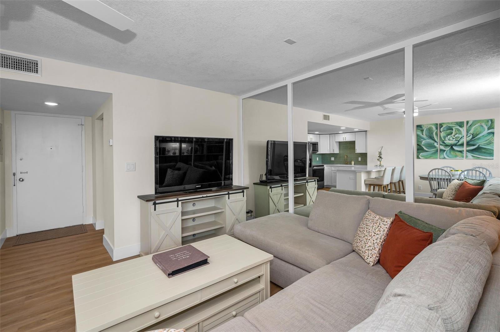 BAYSHORE TOWERS A CONDO - Residential
