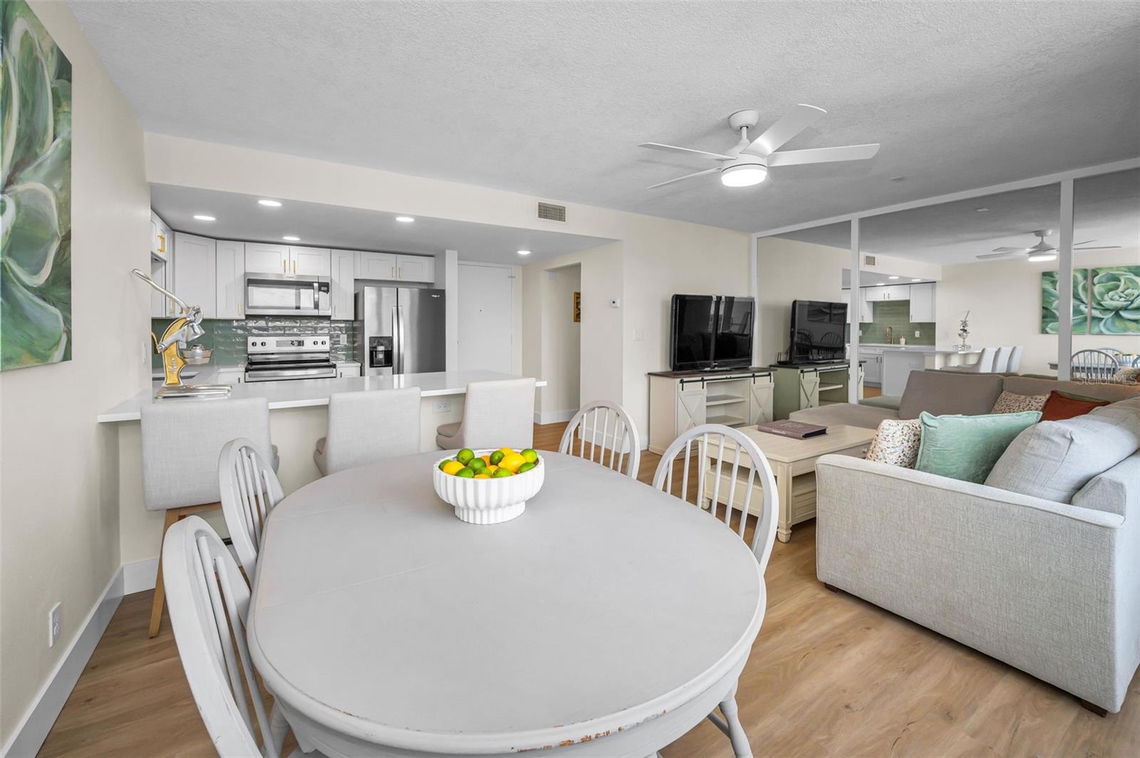 BAYSHORE TOWERS A CONDO - Residential