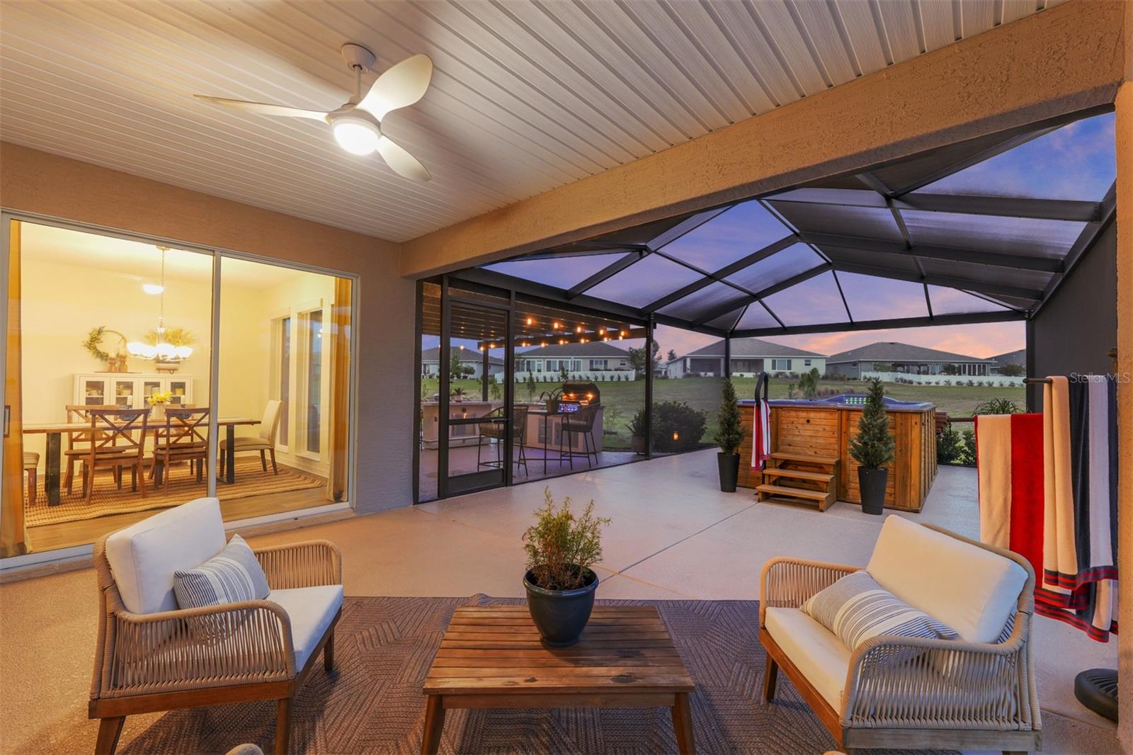 ON TOP OF THE WORLD - Residential
