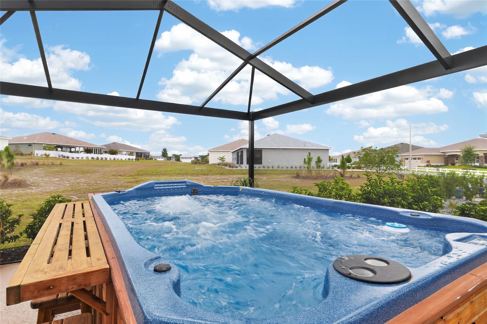 ON TOP OF THE WORLD - Residential