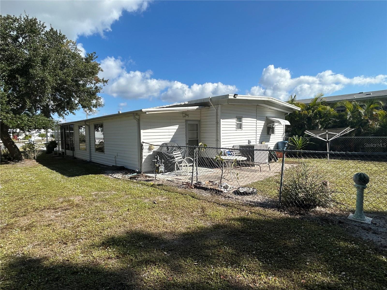 TRI-PAR ESTATES - Residential