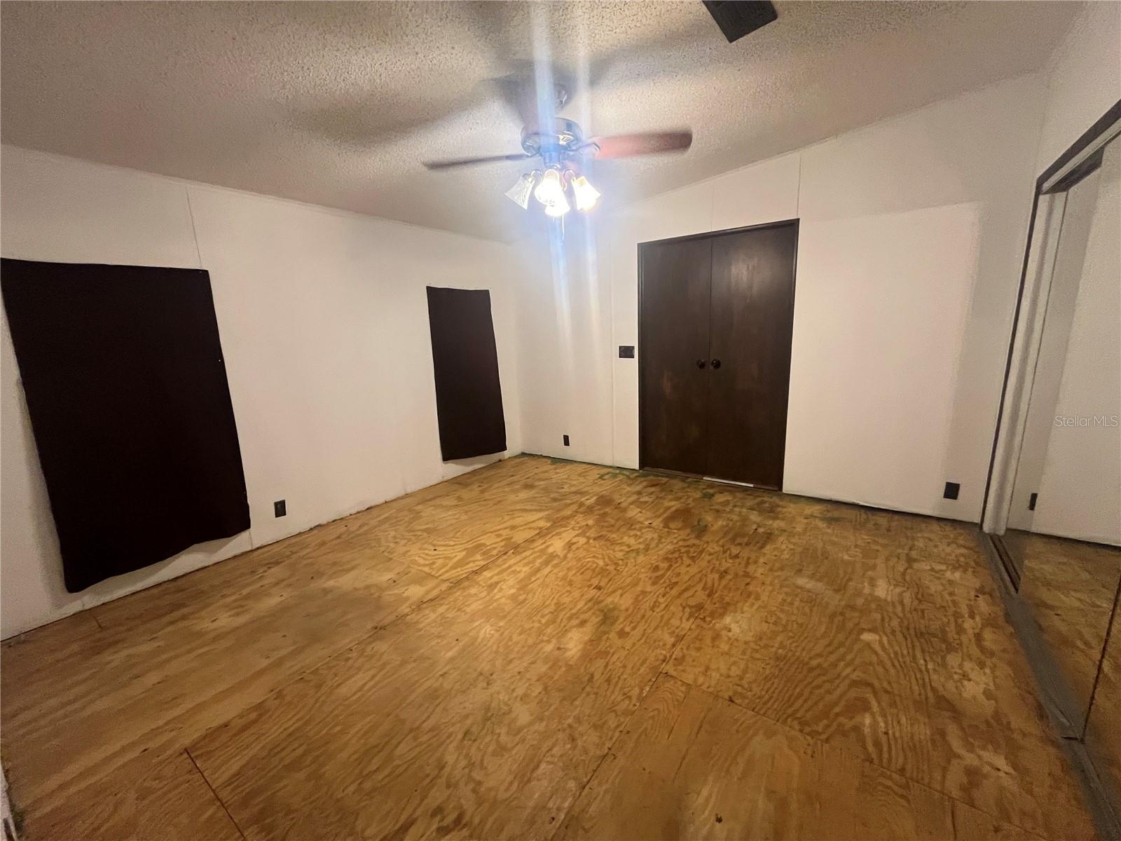 ACREAGE - Residential
