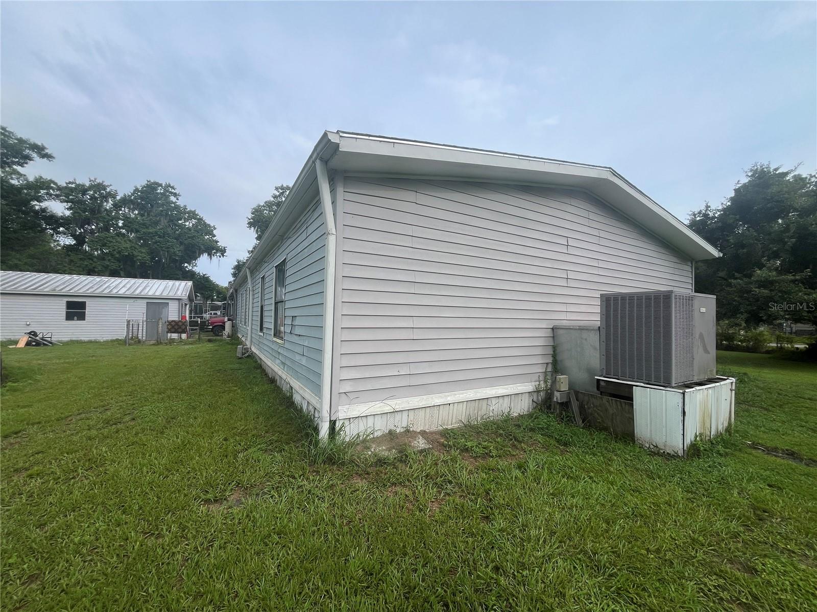 ACREAGE - Residential