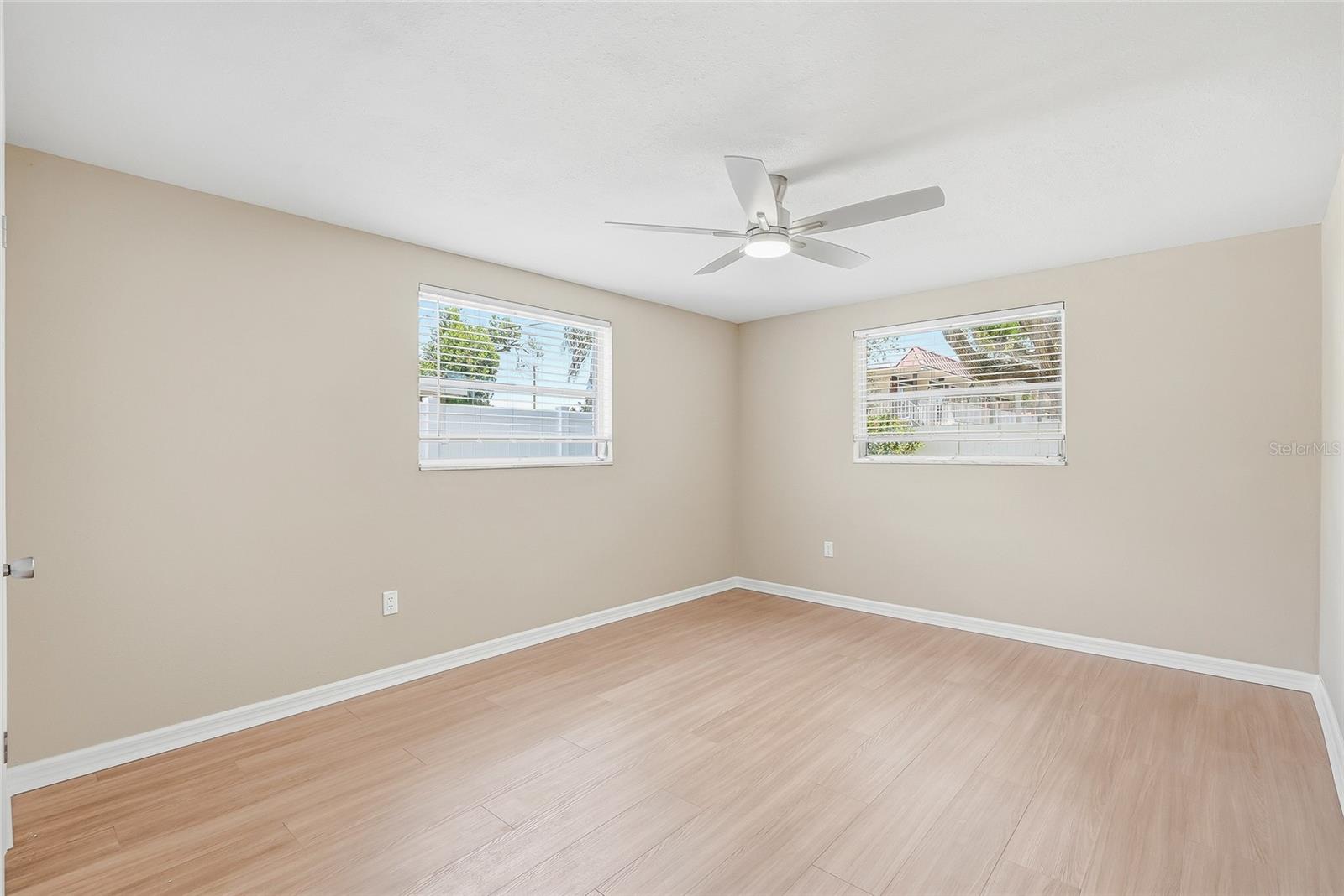 PALM TERRACE ESTATES - Residential