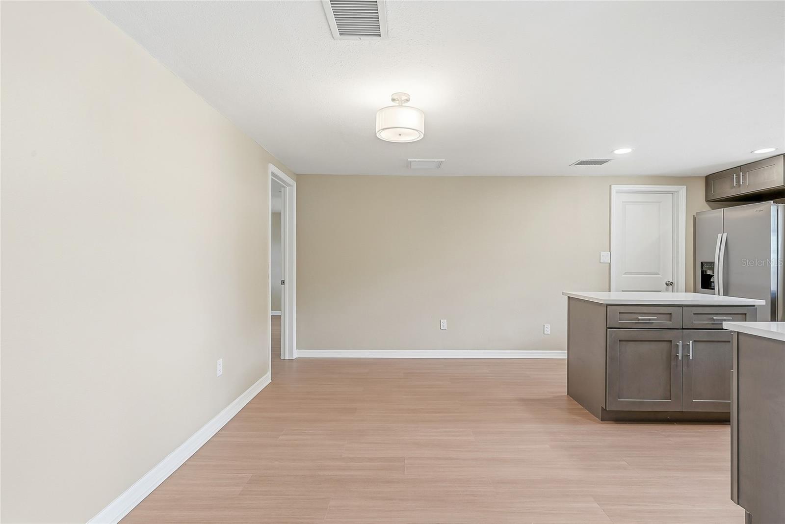 PALM TERRACE ESTATES - Residential