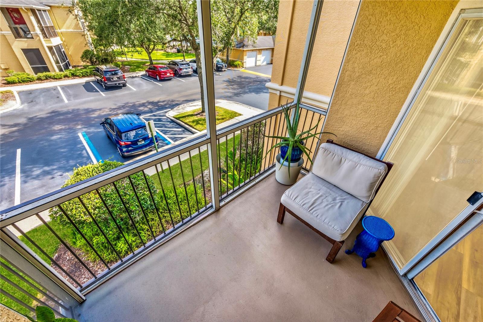 OXFORD PLACE AT TAMPA PALMS A - Residential