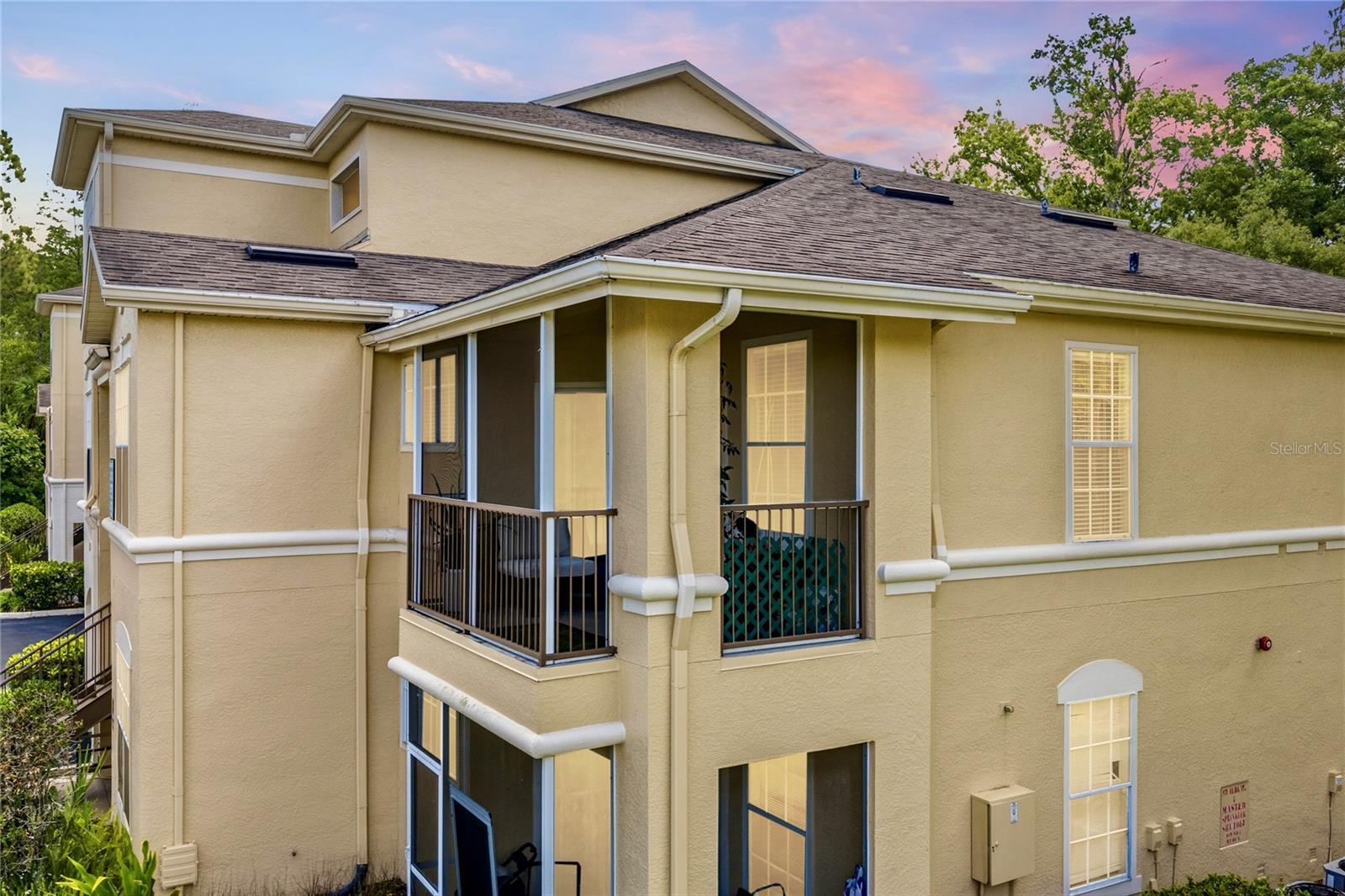 OXFORD PLACE AT TAMPA PALMS A - Residential