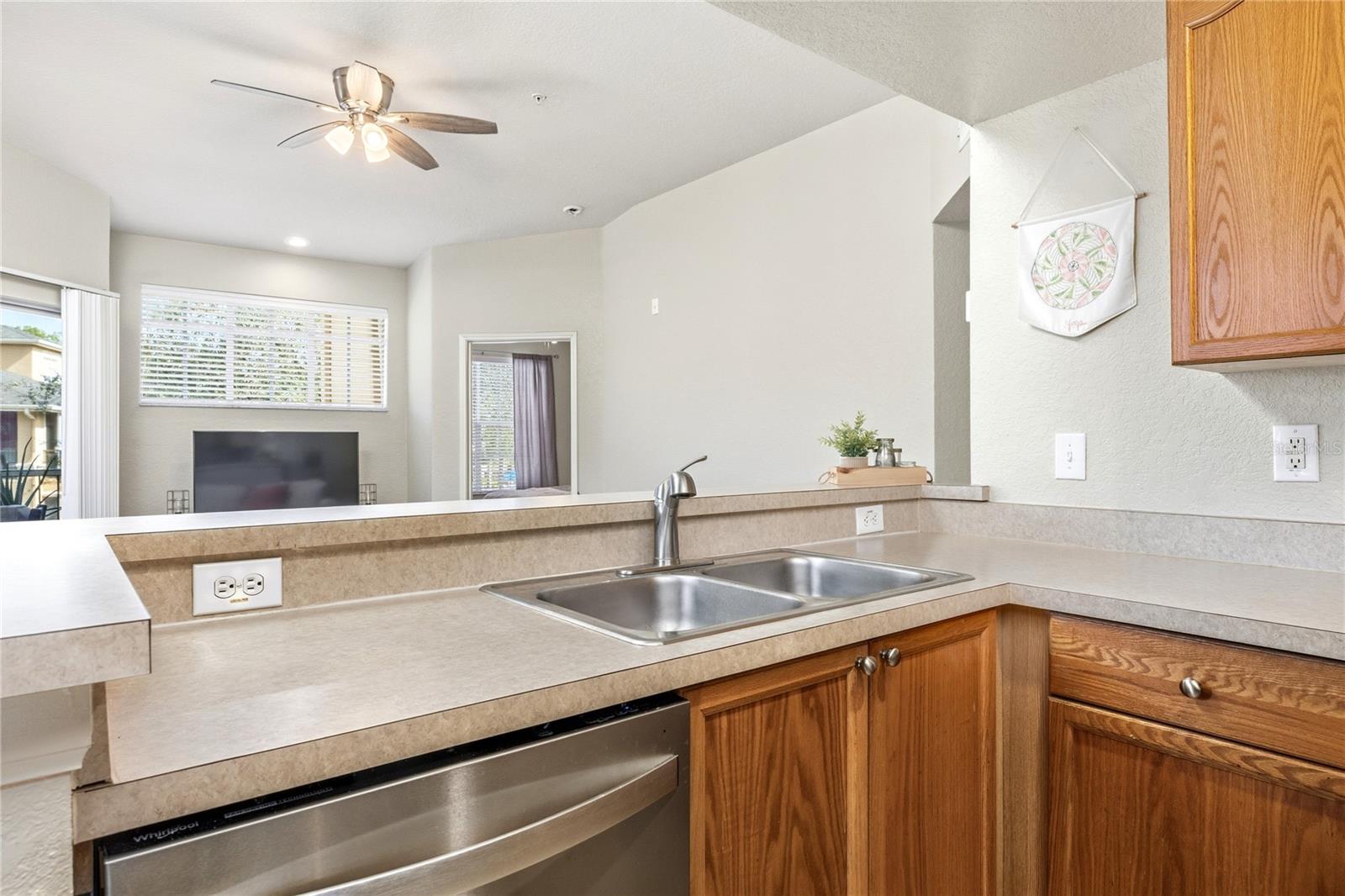 OXFORD PLACE AT TAMPA PALMS A - Residential