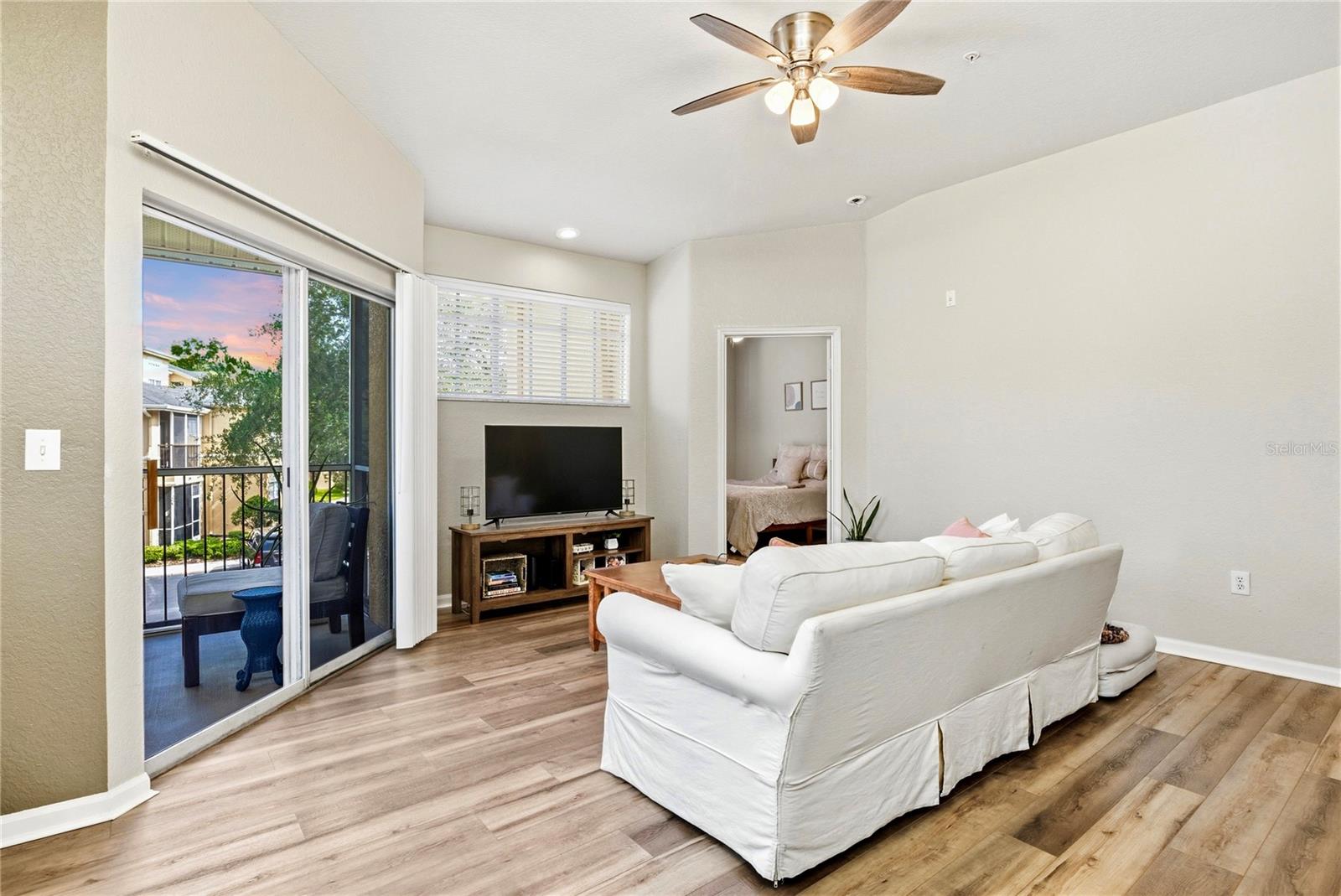 OXFORD PLACE AT TAMPA PALMS A - Residential