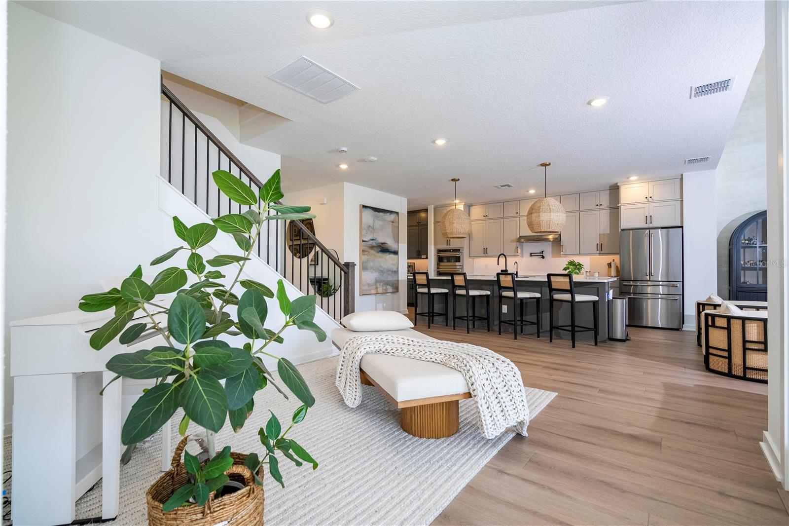 ELLINGTON PLACE - Residential Lease