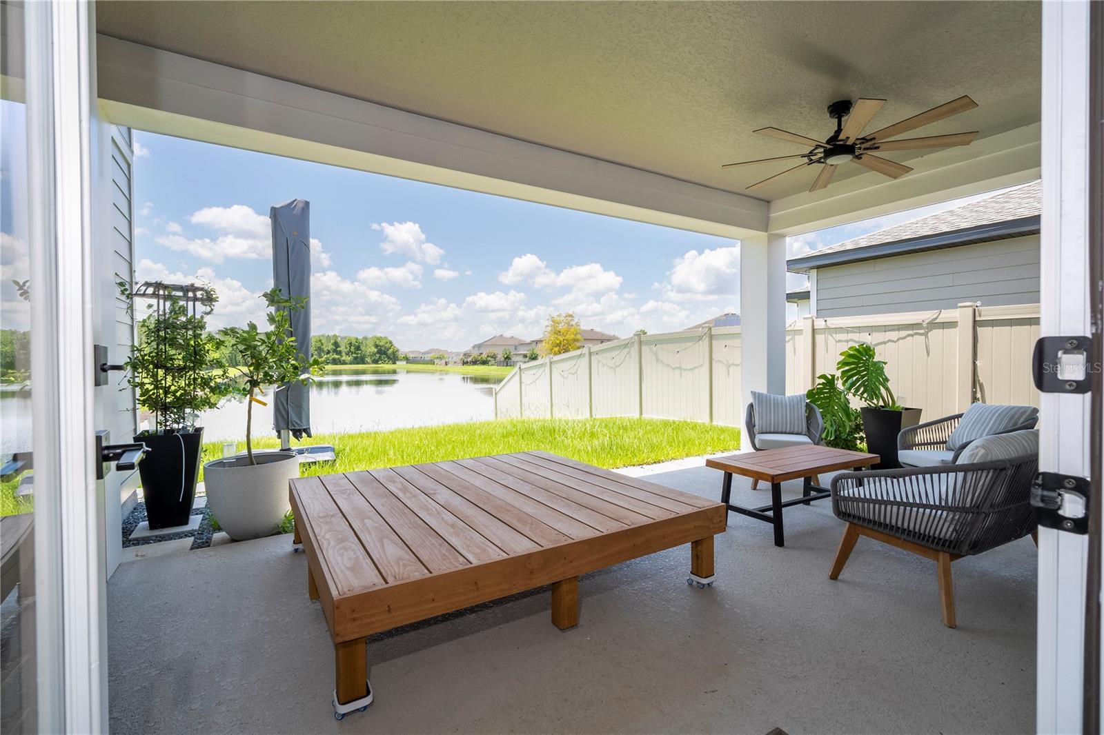 ELLINGTON PLACE - Residential Lease