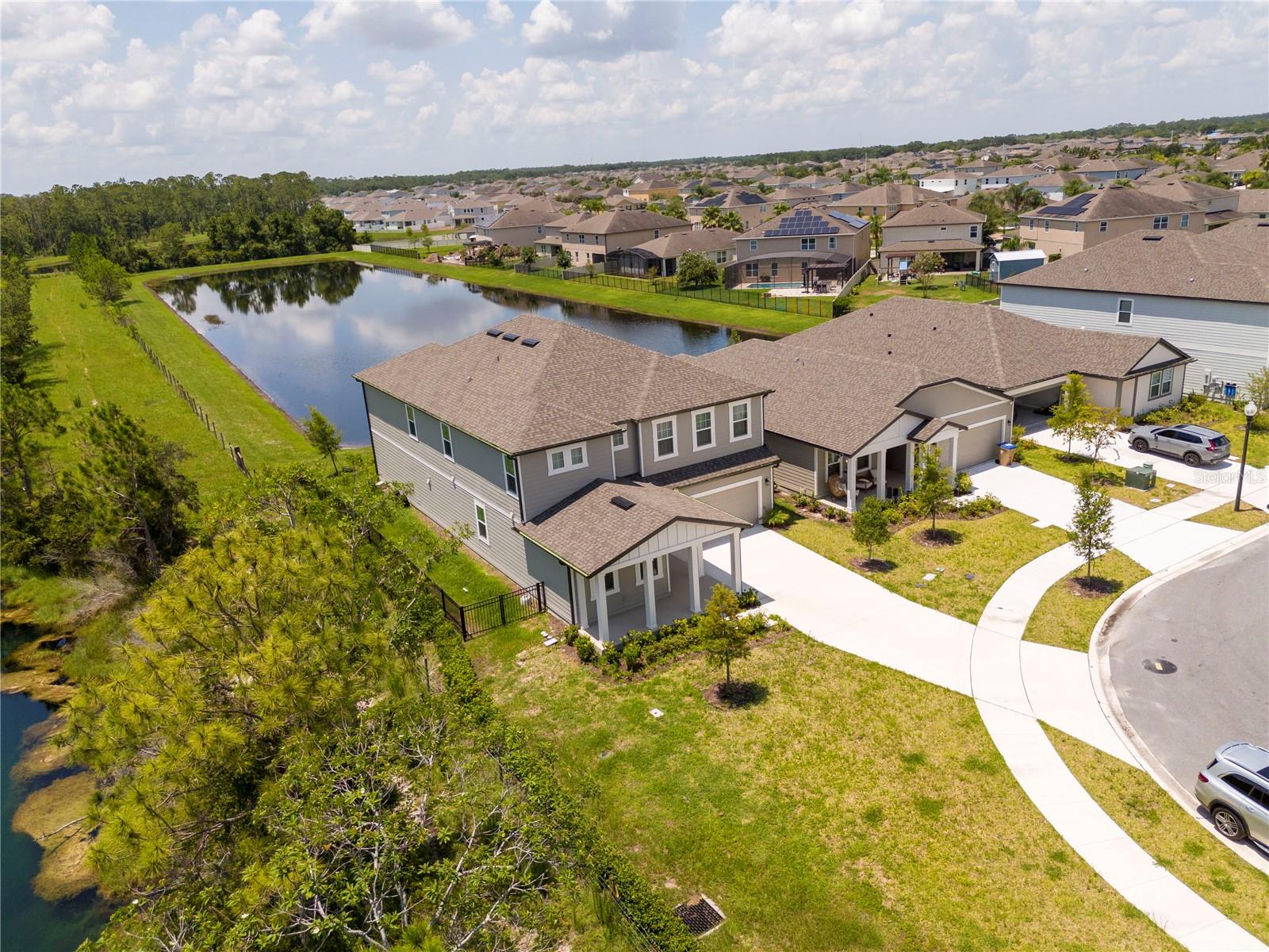 ELLINGTON PLACE - Residential Lease